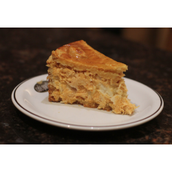 TORTA DE FRANGO COM REQUEIJÃO